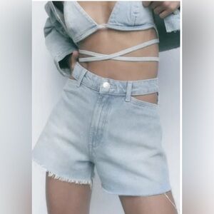 Zara Cutout/Cutoff High Rise Light Blue Denim Shorts- NEVER WORN Size 4